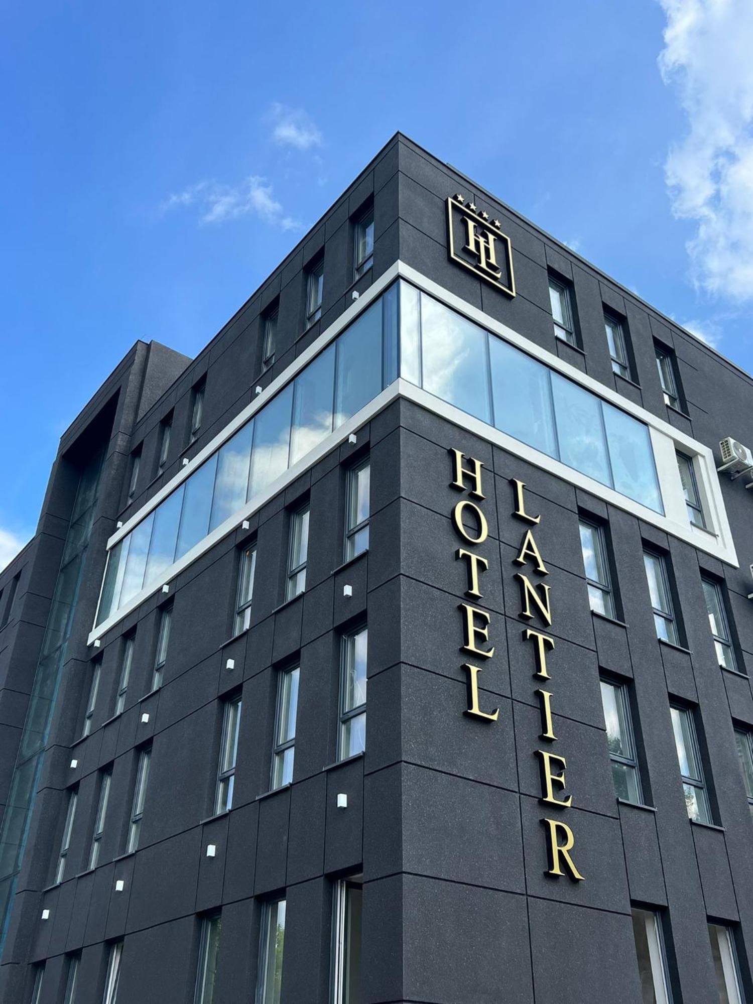 Hotel Lantier Wellness & Spa Μπίτομ Εξωτερικό φωτογραφία