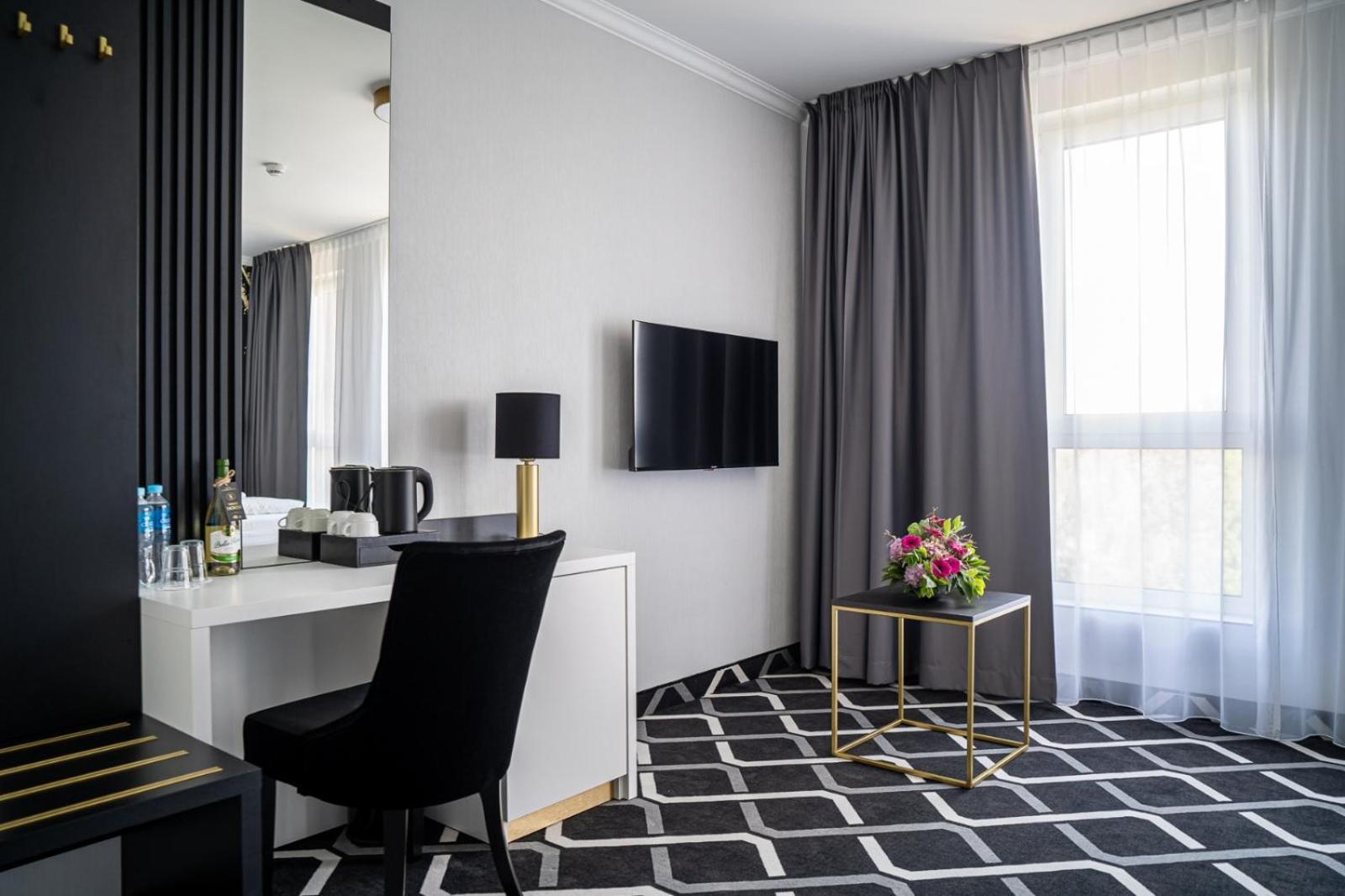 Hotel Lantier Wellness & Spa Μπίτομ Εξωτερικό φωτογραφία
