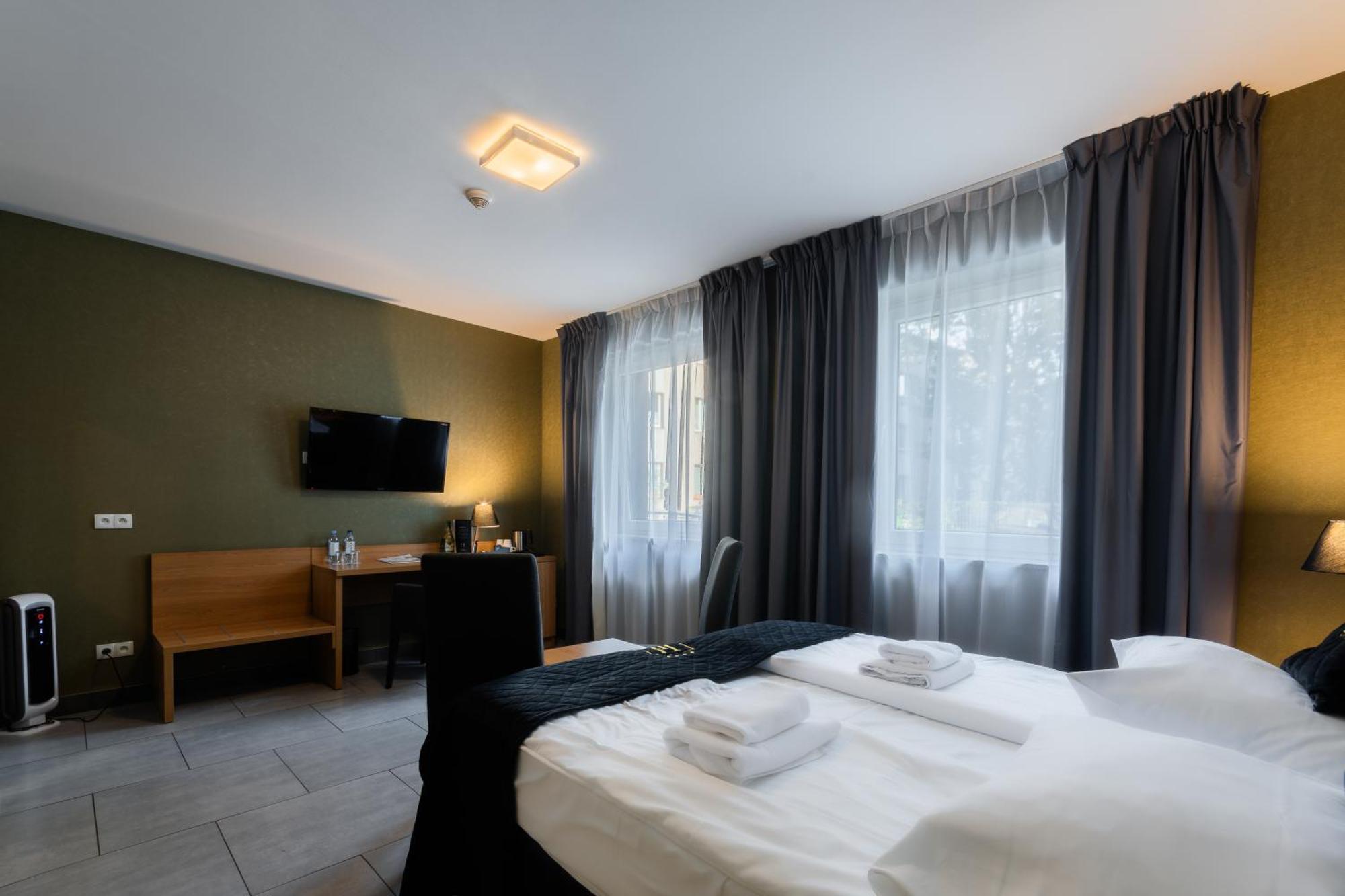 Hotel Lantier Wellness & Spa Μπίτομ Εξωτερικό φωτογραφία