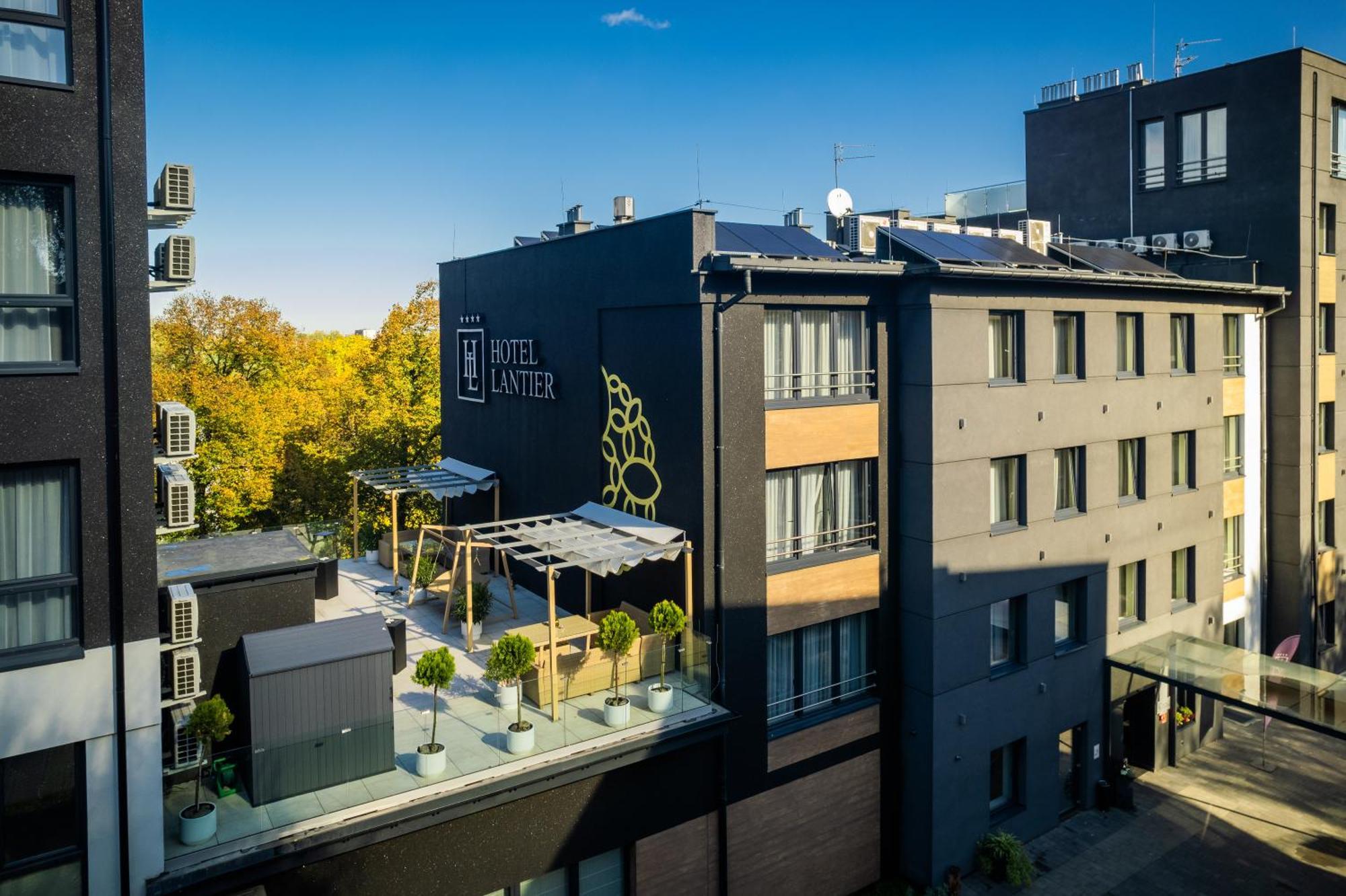 Hotel Lantier Wellness & Spa Μπίτομ Εξωτερικό φωτογραφία