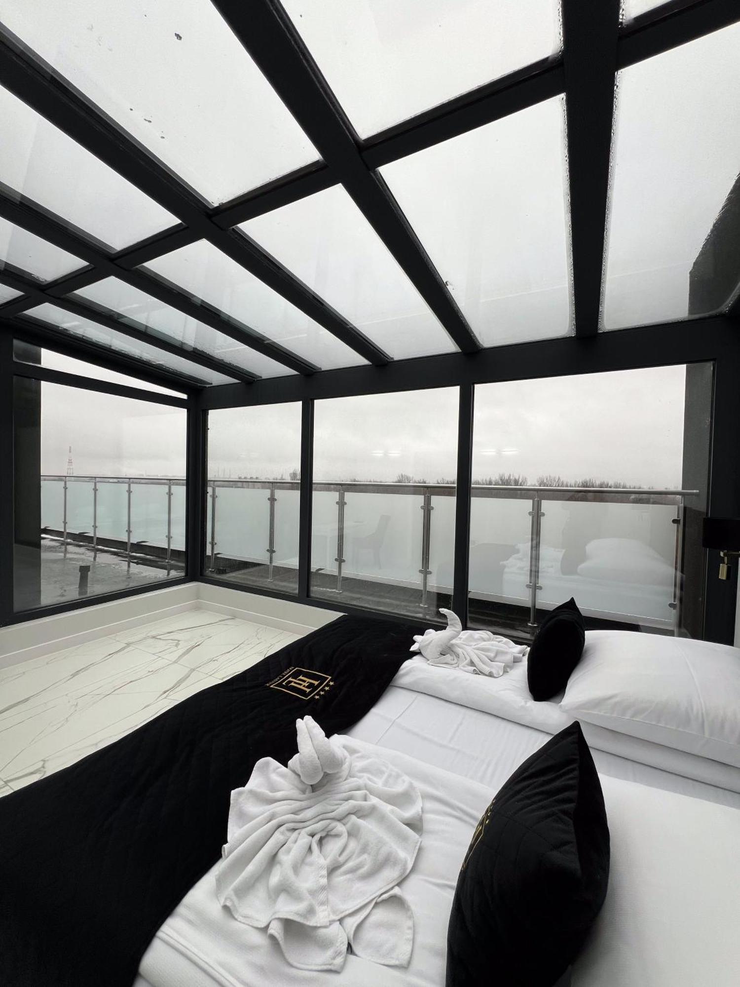 Hotel Lantier Wellness & Spa Μπίτομ Εξωτερικό φωτογραφία