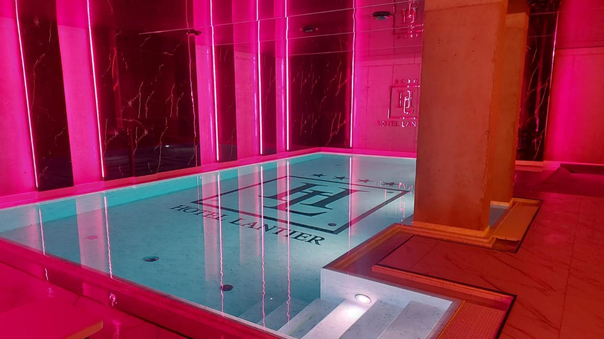Hotel Lantier Wellness & Spa Μπίτομ Εξωτερικό φωτογραφία